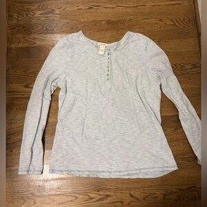 Sundance Women’s 100% Cotton Stripped Henley in grey